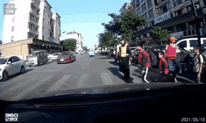 1fc7b1ec142a582158e55c395d9dd147_1624341501_2454.gif