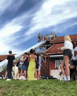 f66a419d546783e86f4c3d735b18c99e_1627452094_1595.gif