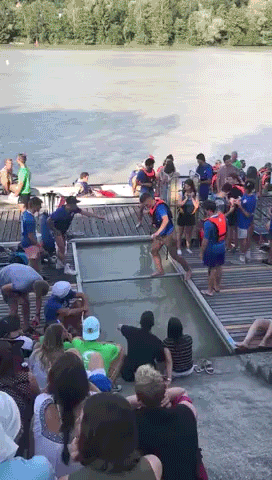 b26f9f6eb2c0b48afe1df7ad973b7cfa_1627974173_4041.gif
