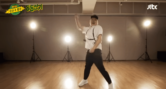 9481c9a44a895a02e3f497077b5aa58f_1661488002_436.gif