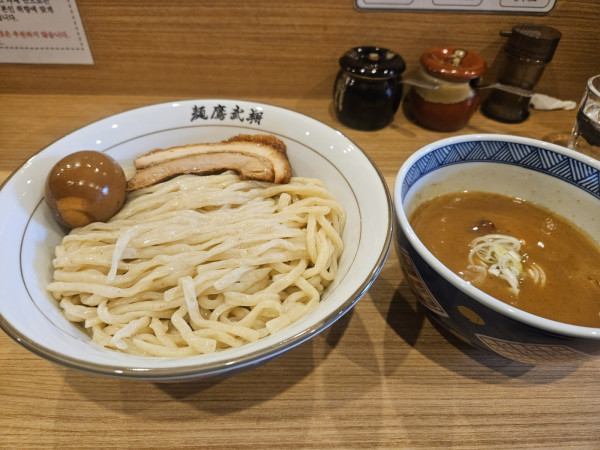 4d1405d3c10018d9ba0a09d4a166adc2_1709537820_2933.jpg